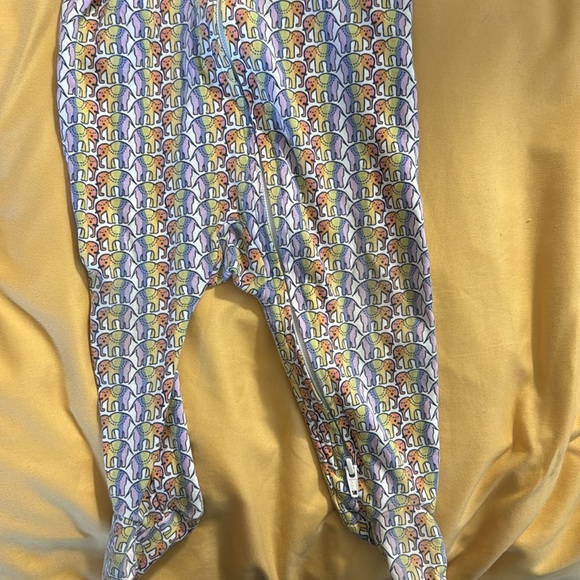 Roller Rabbit 6-9 months - Picture 3 of 5